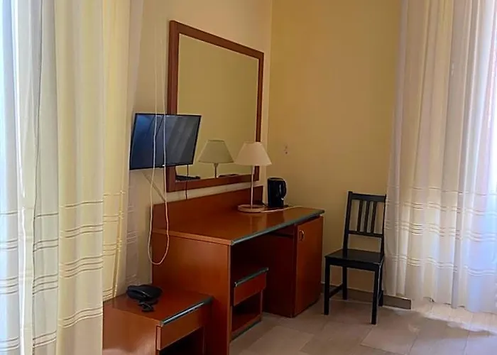 Hotel Center 1 3*